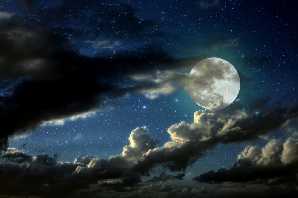 Algunos-grandes-mitos-sobre-la-luna-llena-1024x683.jpg